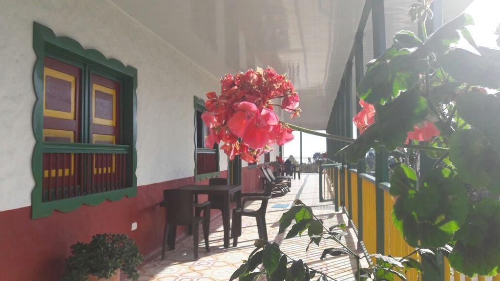 Hostal Casa De Los Taitas Salento Exteriör bild