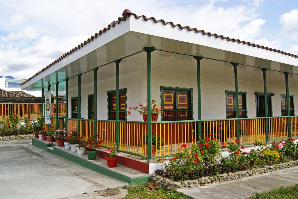 Hostal Casa De Los Taitas Salento Exteriör bild